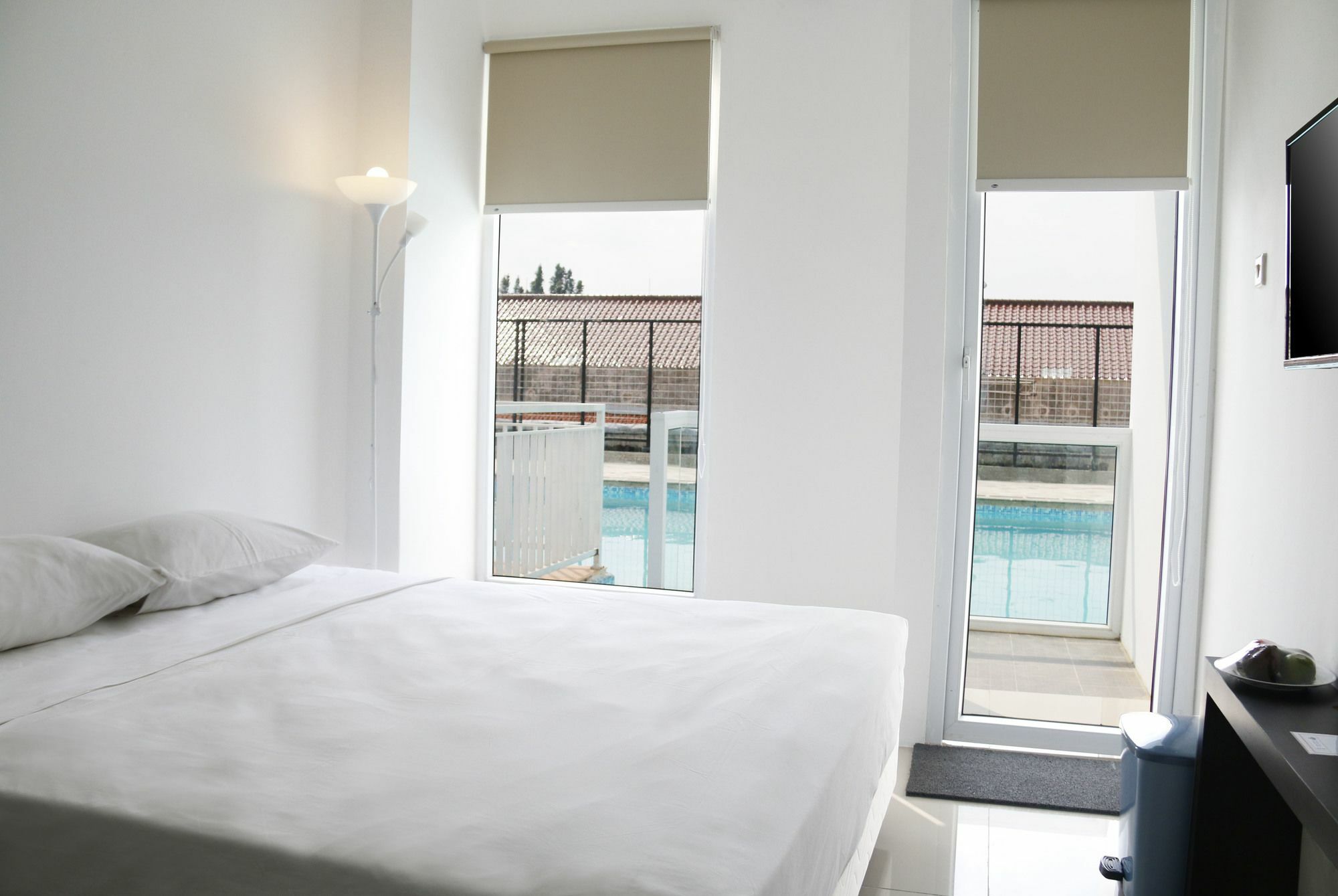 Indoluxe Rent Apartment Maguwo Экстерьер фото